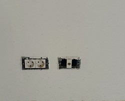 اصلاح وتغيير مفاتيح و علب الكهرباء